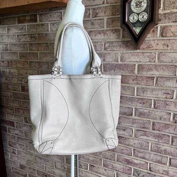 COLE HAAN Large Soft Ivory Pebbled Leather Tote with Gold Hardware‎ (T) - Picture 1 of 13